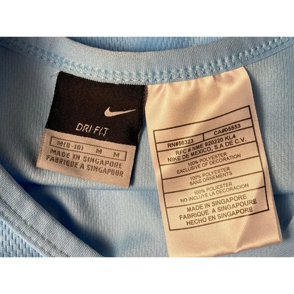 Nike Light Blue Waffle Texture Long Sleeve Athletic Top Women's Size Medium